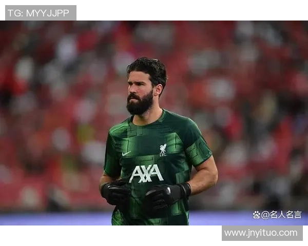 当前足坛超一线球星排名与各自独特优势解析